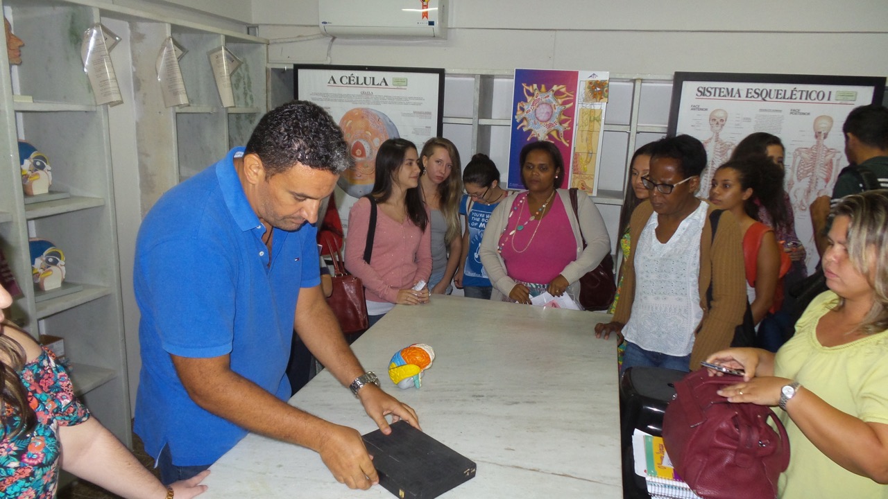 Psicologia: alunos ingressantes visitam Clínica Escola Santa Teresa