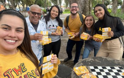 Setembro Amarelo: alunos realizam ação nas ruas